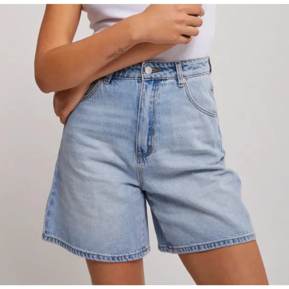 NEW ROLLA'S SUPER MIRAGE DENIM JEAN SHORTS FREE PEOPLE SZ 33